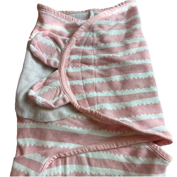 Bublo Baby Girl Sz SM/MED 0-3M Pink White Swaddle 100% Cotton Zippered Foot - Picture 2 of 7